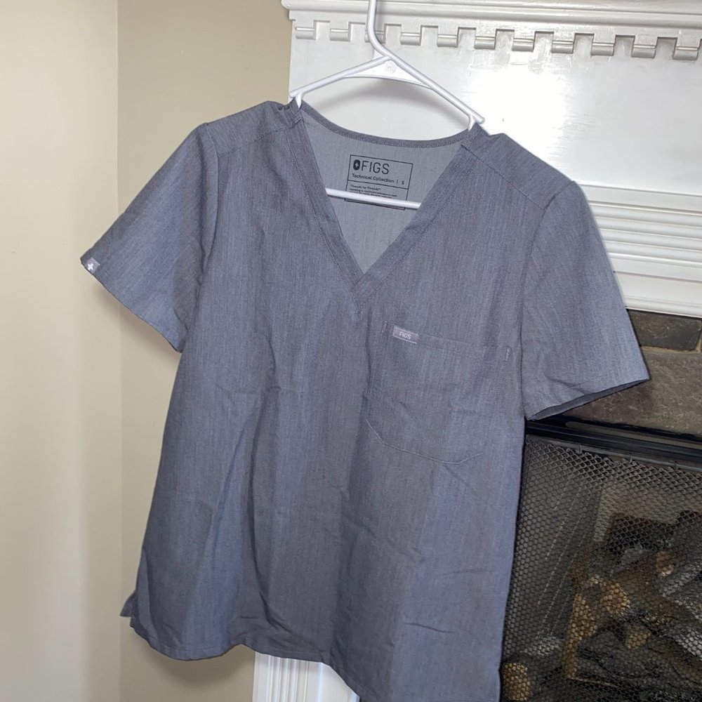 FIGS Scrub Set - Graphite - Picture 3 of 6